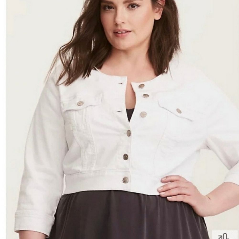 Torrid Cotton Spandex Denim Jean Cropped Jacket in White Women's Size 4X